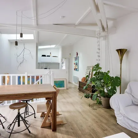 Apartment Le Contemporain - Terrace & Near Montmartre Paris