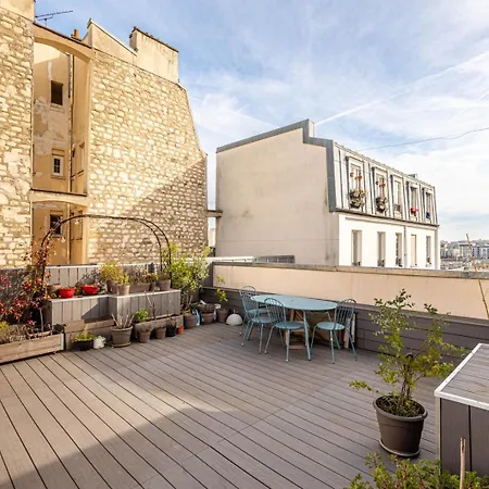 Le Contemporain - Terrace & Near Montmartre Paris