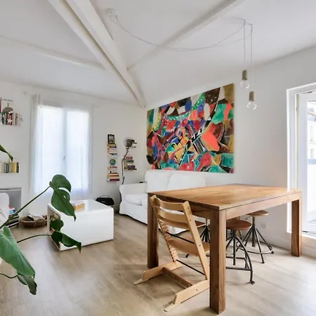 Le Contemporain - Terrace & Near Montmartre * Paris